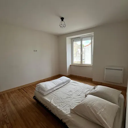 Prázdninový dům Maison De L'olivier La Châtaigneraie